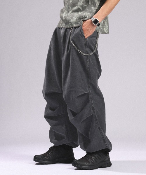 RAGEBLUE(レイジブルー)の「Over Dye Snow Loose Wide Pants/加工スノールーズ/パラシュートパンツ(カーゴパンツ・メンズ・ダークグレー/グリーン/パープル・MEDIUM/LARGE)」の5枚目の写真