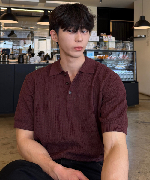 MINDBRIDGE（マインドブリッジ）の「[COUTURE] ウォッシャブルクロシェカラーセミオーバーフィット半袖ニット - 2カラー（ニット/セーター・メンズ・ワイン/クリーム・95/100/105/110）」の6枚目の写真