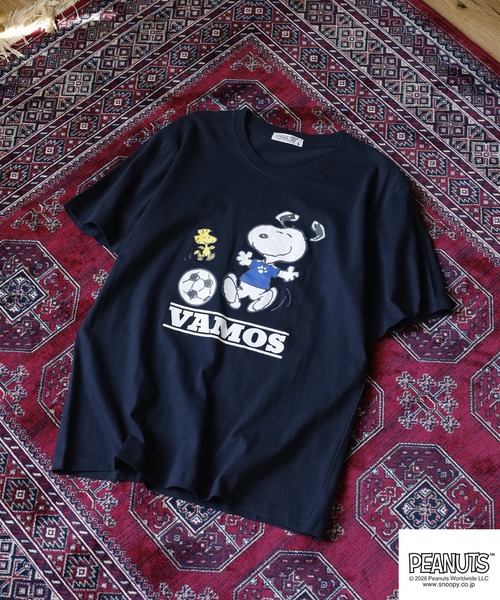 PEANUTS(ピーナッツ)の「PEANUTS スヌーピーサッカー柄天竺半袖Tシャツ(Tシャツ/カットソー・レディース・ネイビー/オフホワイト・LL/L/M)」の2枚目の写真