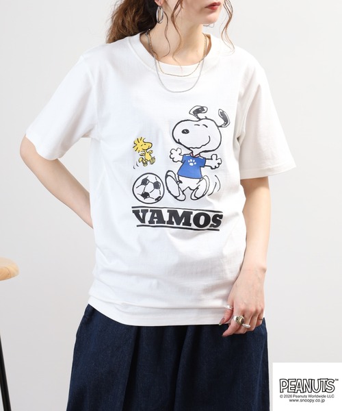PEANUTS(ピーナッツ)の「PEANUTS スヌーピーサッカー柄天竺半袖Tシャツ(Tシャツ/カットソー・レディース・ネイビー/オフホワイト・LL/L/M)」の10枚目の写真