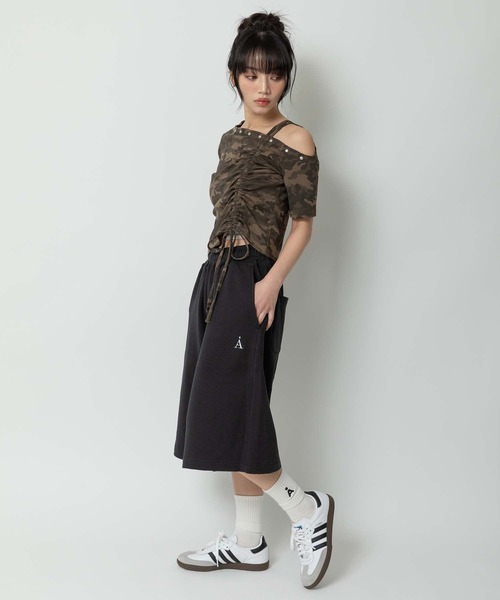 ALAND(エーランド)の「【UNISEX】ALAND/Aロゴ刺繍ウラケハーフスウェットパンツ(スウェットパンツ・レディース・ブラック/グレー・MEDIUM/LARGE)」の4枚目の写真