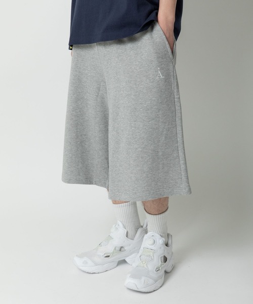 ALAND(エーランド)の「【UNISEX】ALAND/Aロゴ刺繍ウラケハーフスウェットパンツ(スウェットパンツ・レディース・ブラック/グレー・MEDIUM/LARGE)」の12枚目の写真