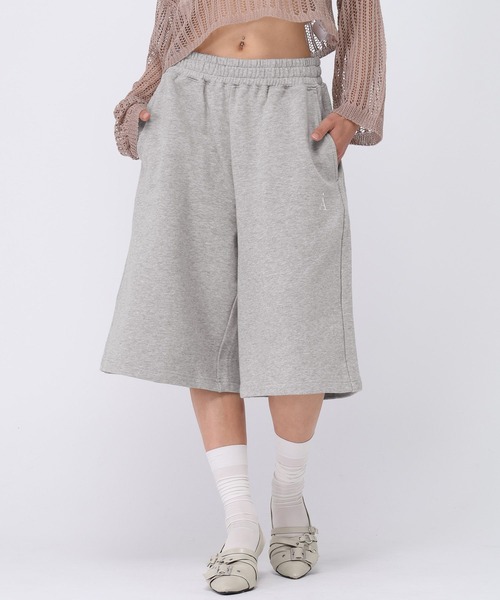 ALAND(エーランド)の「【UNISEX】ALAND/Aロゴ刺繍ウラケハーフスウェットパンツ(スウェットパンツ・レディース・ブラック/グレー・MEDIUM/LARGE)」の16枚目の写真