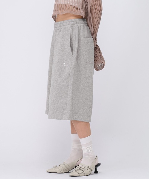 ALAND(エーランド)の「【UNISEX】ALAND/Aロゴ刺繍ウラケハーフスウェットパンツ(スウェットパンツ・レディース・ブラック/グレー・MEDIUM/LARGE)」の19枚目の写真