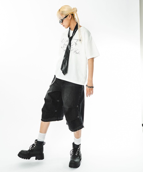 SHORT ROUND(ショートラウンド)の「SHORT ROUND/【26年春夏新作】クロップドグラフィックT(Tシャツ/カットソー・メンズ・ベージュ/ホワイト/ブラック系その他/ワイン・LARGE/MEDIUM)」の7枚目の写真