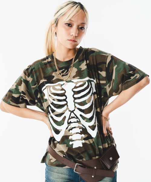 SHORT ROUND(ショートラウンド)の「SHORT ROUND/【26年春夏新作】クロップドグラフィックT(Tシャツ/カットソー・メンズ・ベージュ/ホワイト/ブラック系その他/ワイン/その他1/スミクロ・LARGE/MEDIUM)」の6枚目の写真