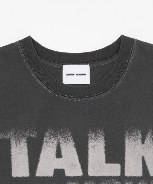 SHORT ROUND(ショートラウンド)の「SHORT ROUND/【26年春夏新作】クロップドグラフィックT(Tシャツ/カットソー・メンズ・ベージュ/ホワイト/ブラック系その他/ワイン・LARGE/MEDIUM)」の22枚目の写真