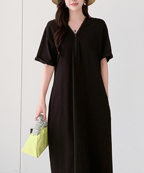 mielu(ミエル)の「ハーフジップ半袖フレアワンピース(ワンピース・レディース・カーキ/ブラック/グレー・LARGE/MEDIUM)」の5枚目の写真
