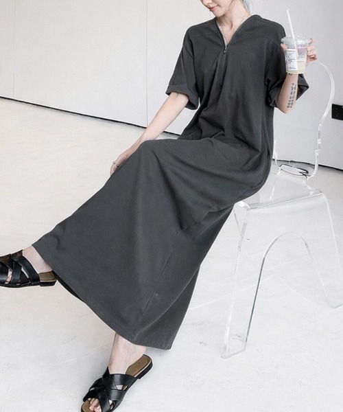 mielu(ミエル)の「ハーフジップ半袖フレアワンピース(ワンピース・レディース・カーキ/ブラック/グレー・LARGE/MEDIUM)」の12枚目の写真