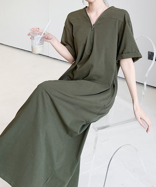 mielu(ミエル)の「ハーフジップ半袖フレアワンピース(ワンピース・レディース・カーキ/ブラック/グレー・LARGE/MEDIUM)」の15枚目の写真