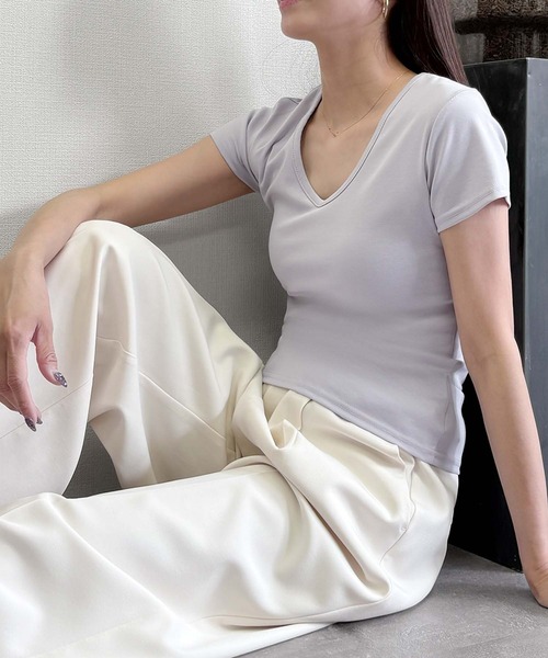 LOWO(ロワ)の「綿混Uネック半袖無地Tシャツ(全13色・レイヤード・インナー対応)(Tシャツ/カットソー・レディース・ホワイト/ネイビー/レッド/ピンク/ブルー/ブルーグレー・FREE)」の13枚目の写真
