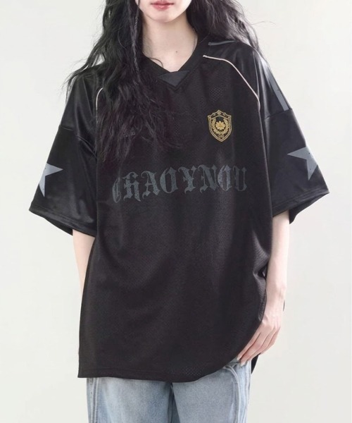 lilful（リルフル）の「【26年春夏新作】ナンバリング オーバーサイズ メッシュゲーム半袖Tシャツ（Tシャツ/カットソー・レディース・ブラック/ホワイト・M/L）」の3枚目の写真