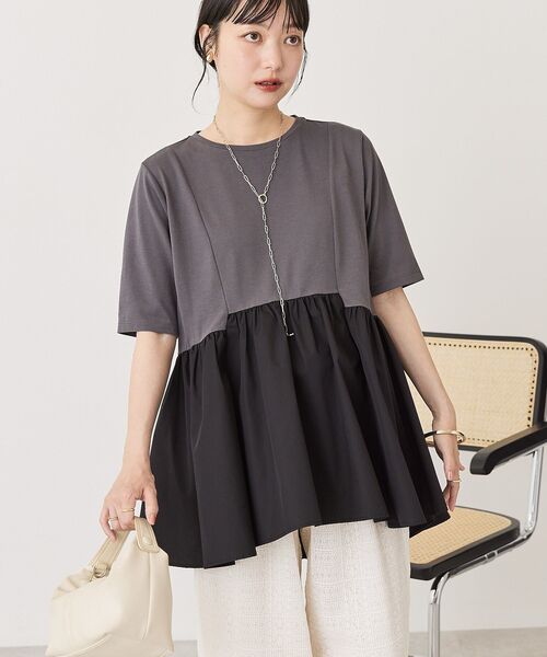 AMERICAN HOLIC(アメリカンホリック)の「布帛切替ペプラム半袖プルオーバー(Tシャツ/カットソー・レディース・ブラック/オフホワイト/モカ/チャコールグレー・M/L)」の16枚目の写真