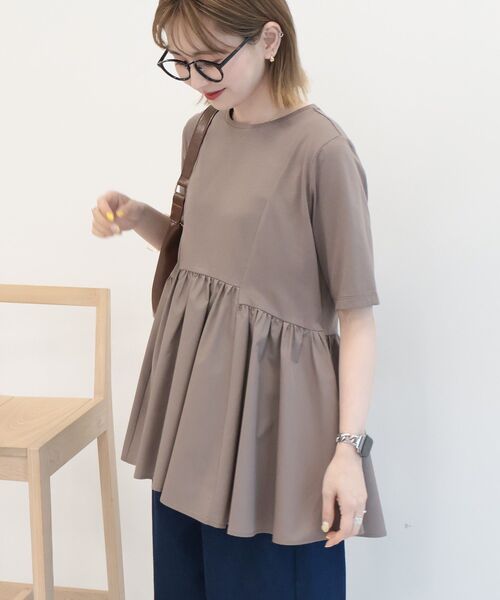 AMERICAN HOLIC(アメリカンホリック)の「布帛切替ペプラム半袖プルオーバー(Tシャツ/カットソー・レディース・ブラック/オフホワイト/モカ/チャコールグレー・M/L)」の22枚目の写真