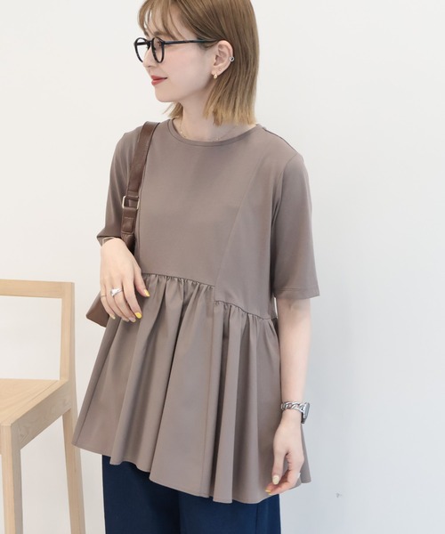 AMERICAN HOLIC(アメリカンホリック)の「布帛切替ペプラム半袖プルオーバー(Tシャツ/カットソー・レディース・ブラック/オフホワイト/モカ/チャコールグレー・M/L)」の9枚目の写真