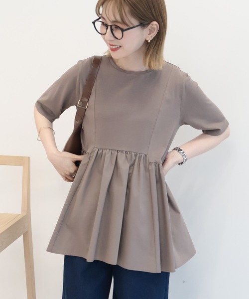 AMERICAN HOLIC(アメリカンホリック)の「布帛切替ペプラム半袖プルオーバー(Tシャツ/カットソー・レディース・ブラック/オフホワイト/モカ/チャコールグレー・M/L)」の6枚目の写真