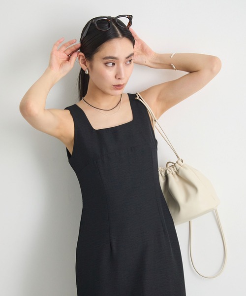 STELLA FISH(ステラフィッシュ)の「【1枚でサマになる】華奢見えスクエアネックリネンタッチワンピース(ワンピース・レディース・ベージュ/ブラック/グレー・MEDIUM/SMALL)」の9枚目の写真