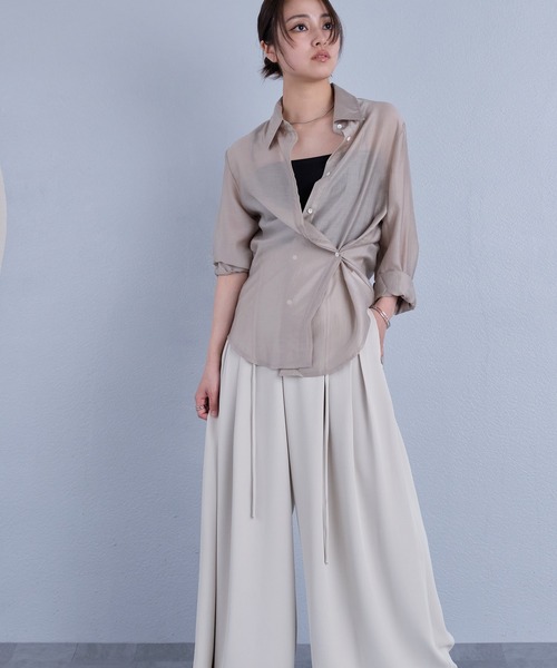 murea（ミュレア）の「変形デザインレギュラーカラーシアーシャツ（シャツ/ブラウス・レディース・ホワイト/ベージュ/ブラック・FREE）」の8枚目の写真