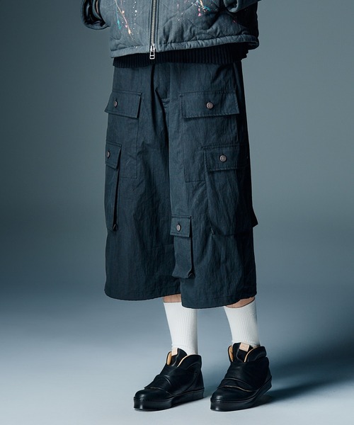 glamb(グラム)の「Leather Drape Sneakers / レザードレープスニーカー(スニーカー・メンズ・アイボリー/ブラック/キャメル・25/26/27/28)」の16枚目の写真