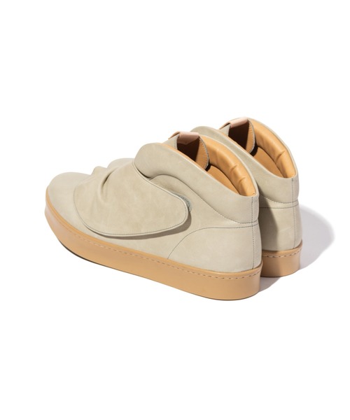 glamb(グラム)の「Leather Drape Sneakers / レザードレープスニーカー(スニーカー・メンズ・アイボリー/ブラック/キャメル・25/26/27/28)」の8枚目の写真