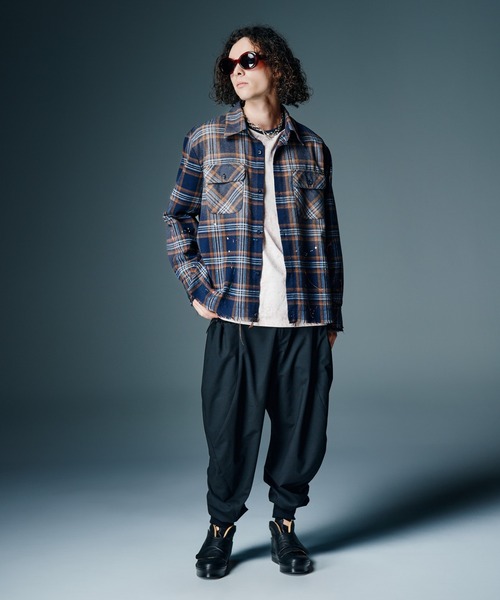glamb(グラム)の「Leather Drape Sneakers / レザードレープスニーカー(スニーカー・メンズ・アイボリー/ブラック/キャメル・25/26/27/28)」の22枚目の写真