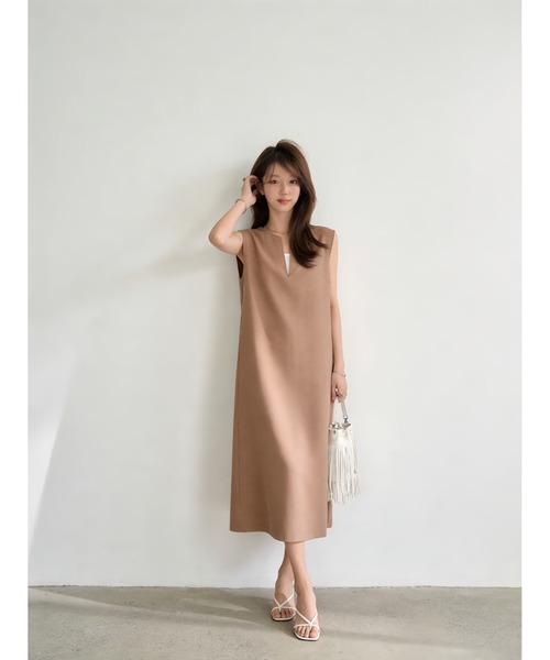 Sew loop(ソーループ)の「キーネックジャンパースカート(ジャンパースカート・レディース・ブラック・L/M)」の10枚目の写真