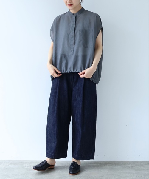 yuni(ユニ )の「強撚Cotton Polyester sheer cocoon blouse(シャツ/ブラウス・レディース・カーキ/キナリ/チャコールグレー・FREE)」の18枚目の写真