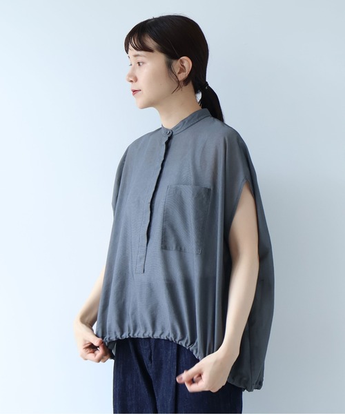 yuni(ユニ )の「強撚Cotton Polyester sheer cocoon blouse(シャツ/ブラウス・レディース・カーキ/キナリ/チャコールグレー・FREE)」の22枚目の写真