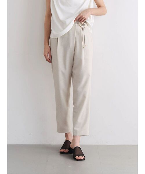 TONAL(トーナル)の「フェイクリネンアシメテーパードパンツ(その他パンツ・レディース・ベージュ/ネイビー/グレー・MEDIUM/SMALL)」の5枚目の写真