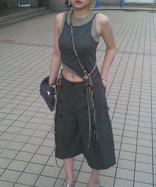 Never mind the XU / Chikashitsu+(ネバーマインド ザ エックスユー / チカシツプラス)の「【Nerd out XU】sheer layered tank top / 【ナードアウトエックスユー】シアーレイヤードタンクトップ<着用動画あり>(タンクトップ・レディース・チャコール・M)」の7枚目の写真