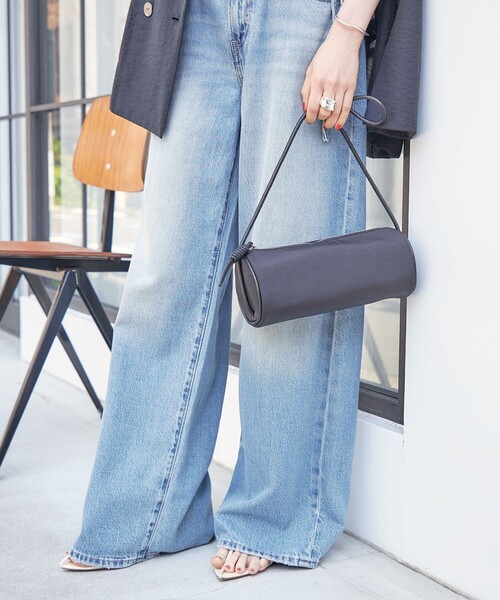 &MyuQ(アンドミューク)の「【SHIPS別注】&MyuQ: MARU NY(ショルダーバッグ・レディース・ブラック/ブラウン・ONE SIZE)」の6枚目の写真
