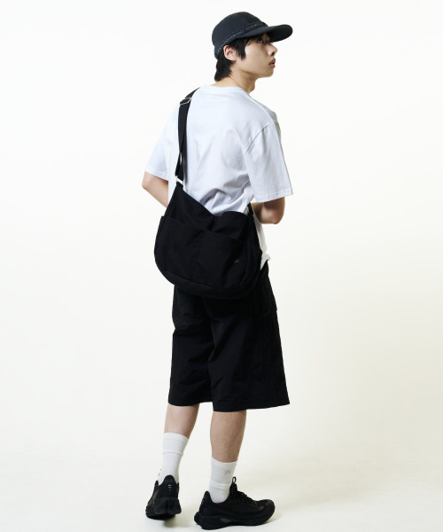 THECOLDESTMOMENT(ザコールデストモーメント)の「TCM stitch washed cross bag (black)(メッセンジャーバッグ・レディース・その他・OS)」の6枚目の写真