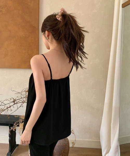 Aelina(エリナ)の「キャミソール&フレアパンツセットアップ(セットアップ・レディース・ブラック・L/M/S)」の19枚目の写真