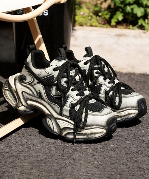 WESTBOY（ウエストボーイ）の「ボリュームソール ダッドシルエット メッシュ切り替え レースアップスニーカー WO26S16SH14（スニーカー・メンズ・ホワイト/グレー/ブラック・41/42/44/43）」の4枚目の写真