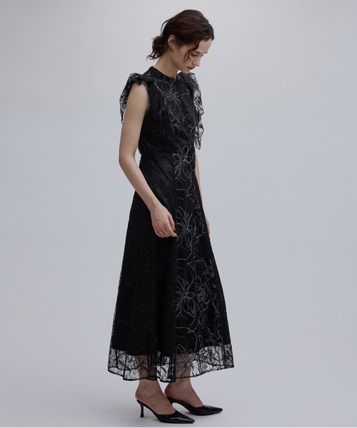Ameri(アメリ)の「GLITTER LACE DRAPE FRILL DRESS(ドレス・レディース・ブラック/ベージュ・SMALL/MEDIUM)」の3枚目の写真