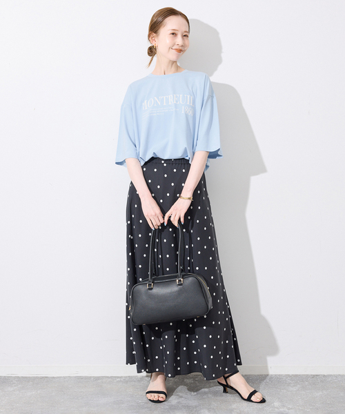SLOBE IENA(スローブイエナ)の「《一部カラーWEB限定/接触冷感/抗菌防臭》MONTREUILレターロゴTEE(Tシャツ/カットソー・レディース・ホワイト/ブラック/サックスブルー/ブラウン・FREE)」の12枚目の写真