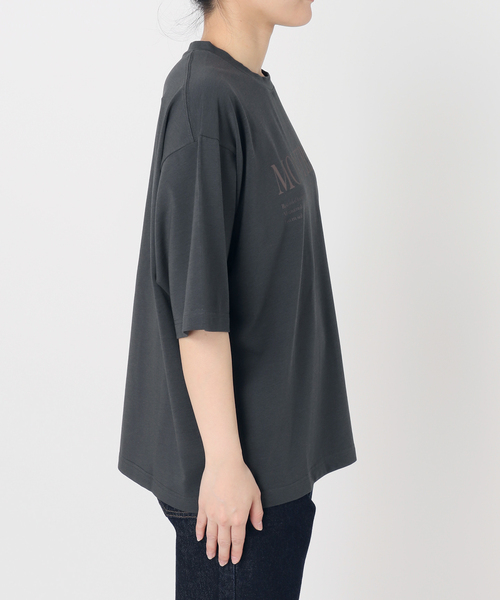SLOBE IENA（スローブイエナ）の「《一部カラーWEB限定/接触冷感/抗菌防臭》MONTREUILレターロゴTEE（Tシャツ/カットソー・レディース・ホワイト/ブラック/サックスブルー/ブラウン・FREE）」の14枚目の写真