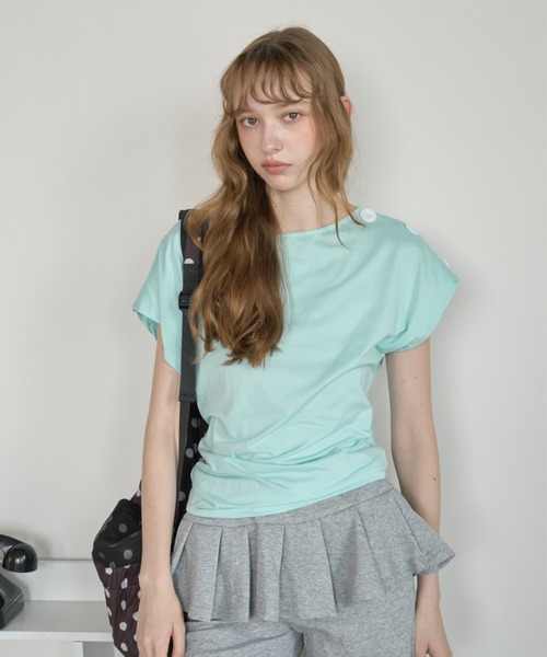 Birthday room(バースデイルーム)の「ビックボタンワンショルT/Big-Button One-Shoulder T-Shirt(Tシャツ/カットソー・レディース・ピンク/ミント・FREE)」の8枚目の写真