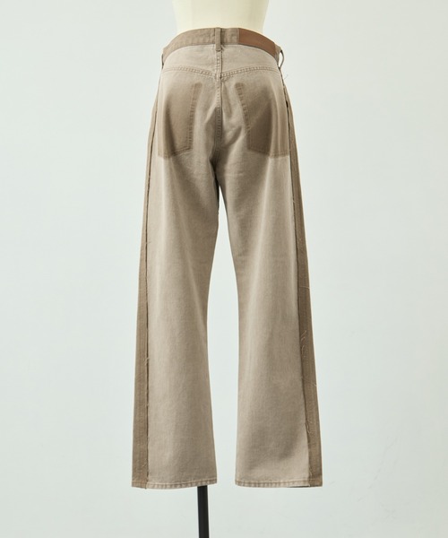 INSCRIRE(アンスクリア)の「INSCRIRE Color Denim Straight(デニムパンツ・レディース・ブラック/ベージュ・30/31/28/29)」の3枚目の写真