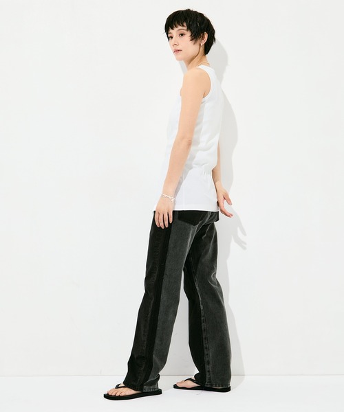 INSCRIRE(アンスクリア)の「INSCRIRE Color Denim Straight(デニムパンツ・レディース・ブラック/ベージュ・30/31/28/29)」の16枚目の写真