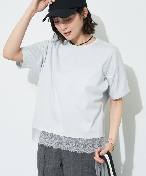 INDIVI(インディヴィ)の「【汗ジミ防止/接触冷感】裾レースドルマンTシャツ(Tシャツ/カットソー・レディース・ホワイト/ライトグレー/グリーン系/ブラック・05/15 /13/38/34/19)」の4枚目の写真