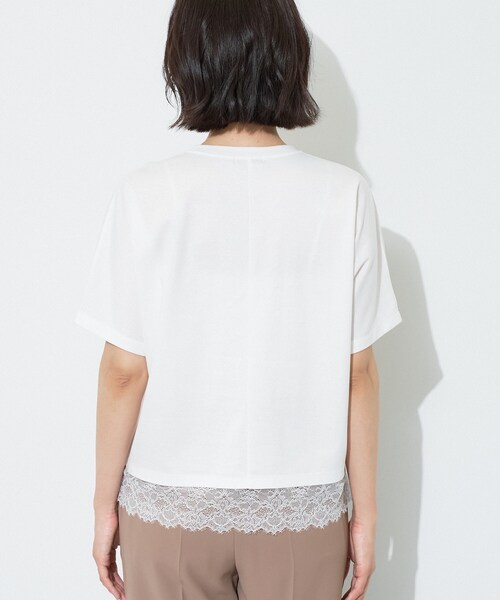 INDIVI(インディヴィ)の「【汗ジミ防止/接触冷感】裾レースドルマンTシャツ(Tシャツ/カットソー・レディース・ホワイト/ライトグレー/グリーン系/ブラック・05/15 /13/38/34/19)」の12枚目の写真