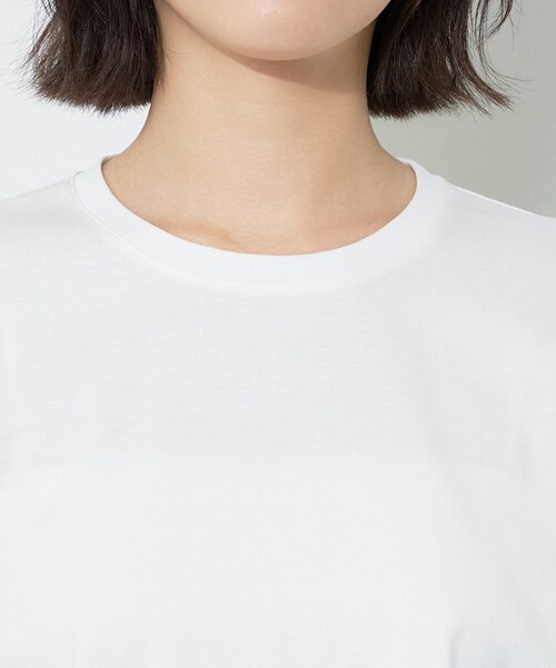 INDIVI(インディヴィ)の「【汗ジミ防止/接触冷感】裾レースドルマンTシャツ(Tシャツ/カットソー・レディース・ホワイト/ライトグレー/グリーン系/ブラック・05/15 /13/38/34/19)」の13枚目の写真