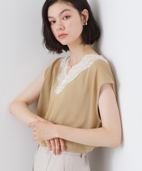 THE SHOP TK （ザ ショップ ティーケー ）の「ほんのりきらめく レース切り替え スパークシアーニット（ニット/セーター・レディース・ブラック/ライトグレー/ベージュ・12/13）」の3枚目の写真