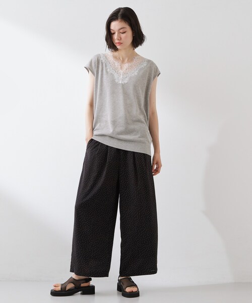 THE SHOP TK （ザ ショップ ティーケー ）の「ほんのりきらめく レース切り替え スパークシアーニット（ニット/セーター・レディース・ブラック/ライトグレー/ベージュ・12/13）」の19枚目の写真