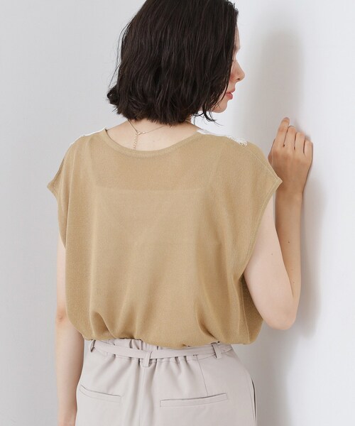 THE SHOP TK （ザ ショップ ティーケー ）の「ほんのりきらめく レース切り替え スパークシアーニット（ニット/セーター・レディース・ブラック/ライトグレー/ベージュ・12/13）」の12枚目の写真