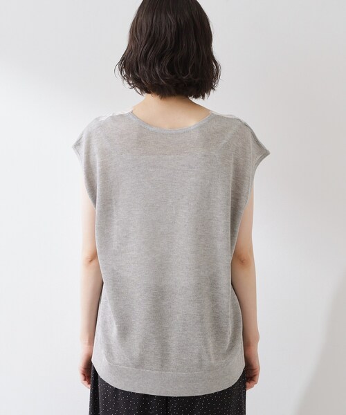 THE SHOP TK （ザ ショップ ティーケー ）の「ほんのりきらめく レース切り替え スパークシアーニット（ニット/セーター・レディース・ブラック/ライトグレー/ベージュ・12/13）」の7枚目の写真
