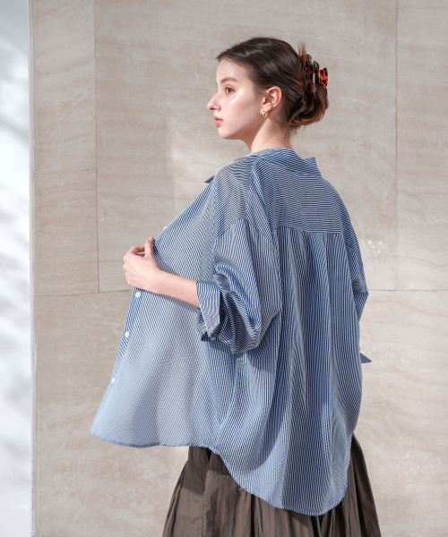 PIGMENT(ピグメント)の「カラーバテッククールストライプブラウス (KYNB2603053)(シャツ/ブラウス・レディース・ネイビー/スカイブルー/ピンク・FREE)」の6枚目の写真