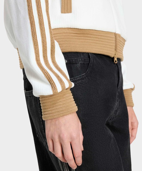adidas(アディダス)の「アディダス オリジナルス ベロア ニット トラックトップ / ジャージ / トラックジャケット / アディダスオリジナルス adidas Originals(ジャージ・レディース・ホワイト・XX-LARGE/LARGE/MEDIUM/SMALL/X-LARGE/X-SMALL)」の5枚目の写真