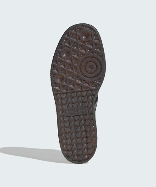 adidas(アディダス)の「サンバ W シューズ / アディダスオリジナルス adidas Originals スニーカー(スニーカー・レディース・ブラック・22.0cm/25.0cm/24.5cm/24.0cm/28.0cm/22.5cm/23.5cm/23.0cm/27.5cm/27.0cm/26.5cm/26.0cm/25.5cm)」の3枚目の写真